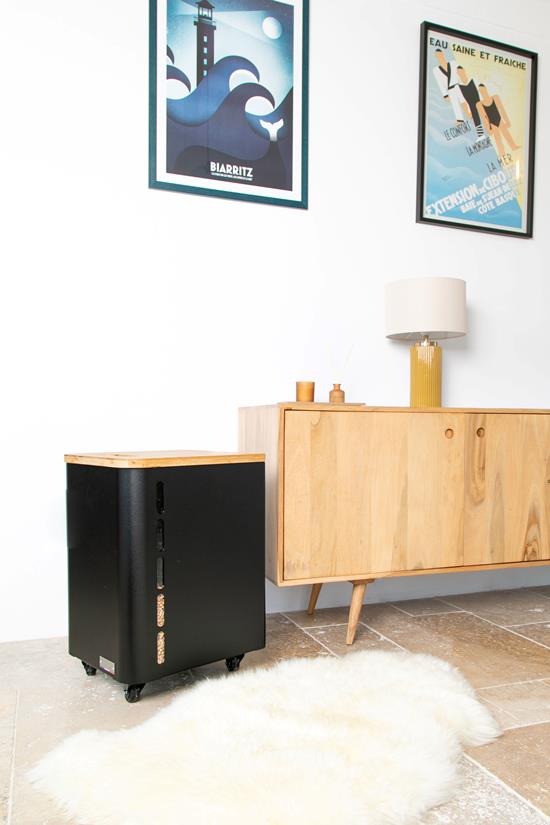 Fjord Single Black Pellet Box with Wheels